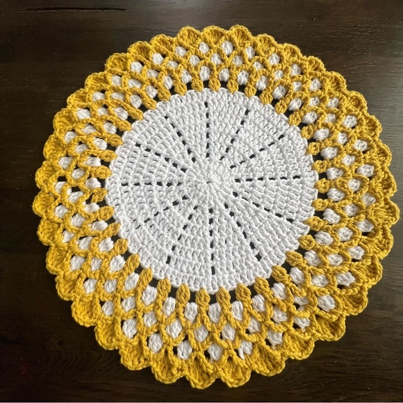 Set of 6 White/Bamboo Crochet Placemats - Picture 8 of 13